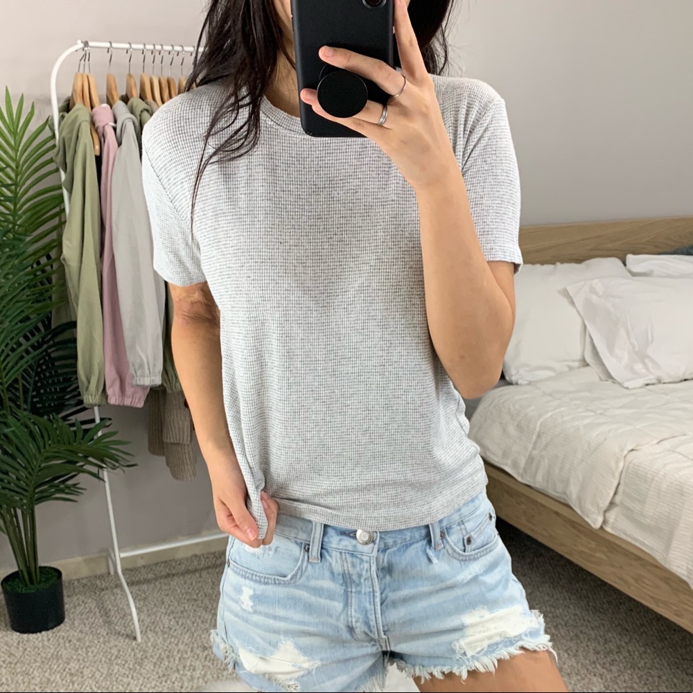 Brandy Melville - Light Gray Waffle Knot Tee - Picture 2 of 8